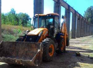 Сдам в аренду экскаватор/погрузчик JCB+ гидромолот